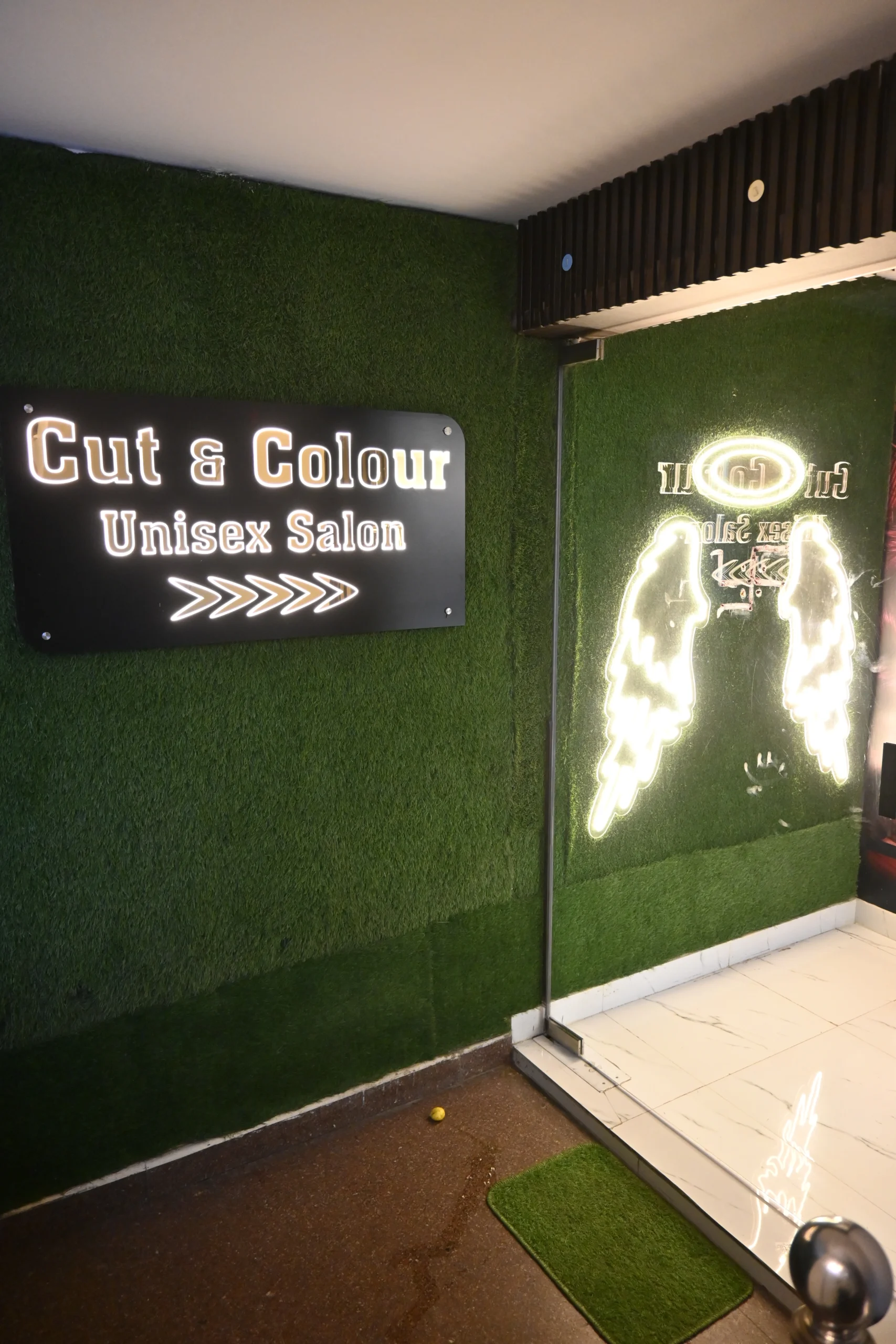 Salon reception area with elegant decor